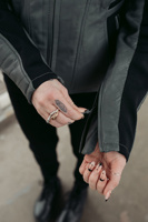 WRIST CLOSURE AMELIA GREY 